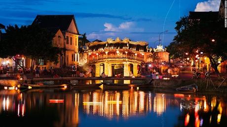 Hội An, vùng đất cổ kính và cuốn hút