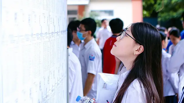 Cẩn thận khi đăng ký nguyện vọng vào lớp 10