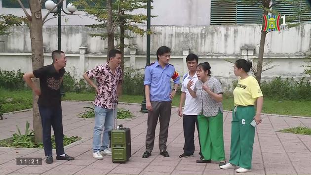 Nhà có khách: Hết hồn vì tiếng ồn