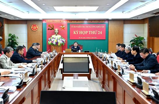 Ủy ban Kiểm tra Trung ương kỷ luật nhiều tập thể, cá nhân