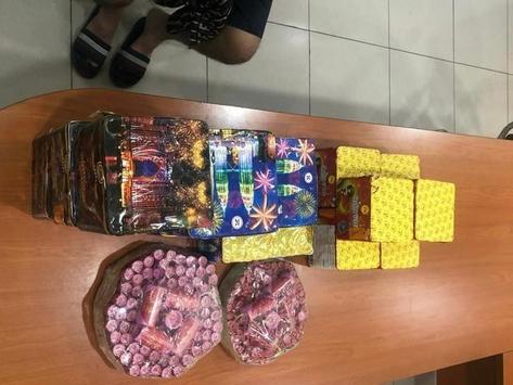 Cẩn trọng khi mua pháo trên mạng xã hội 