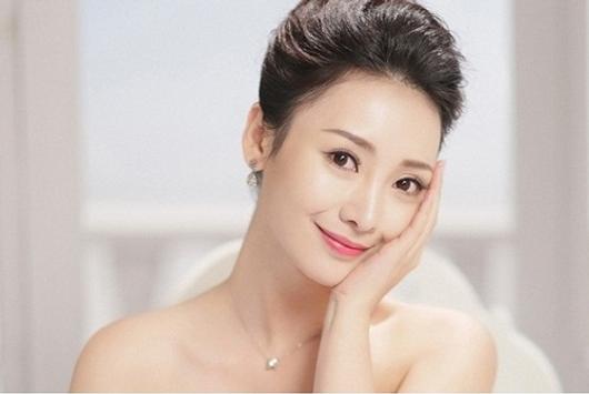 Sáu thói quen buổi sáng để có làn da tươi trẻ
