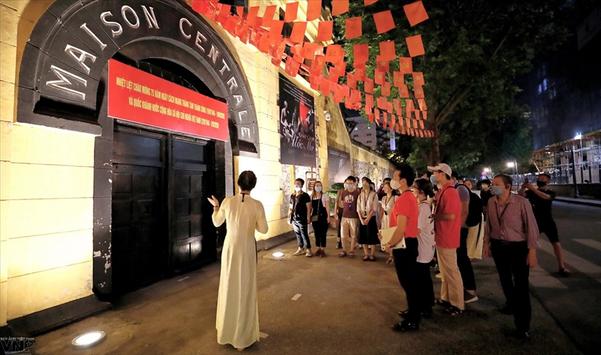4 điểm khám phá Hà Nội về đêm không thể bỏ qua
