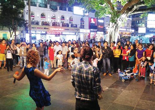 Hấp dẫn đêm Hà Nội