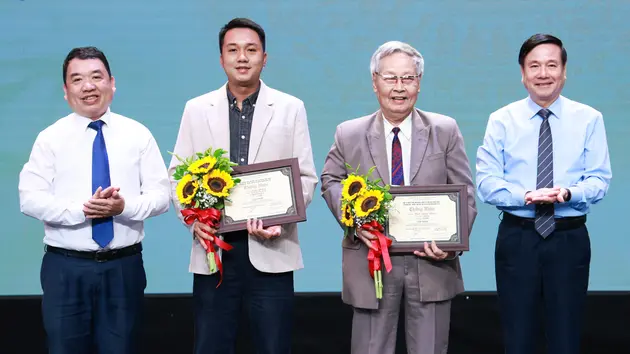 Trao giải sáng tác văn học nghệ thuật về Nghề báo