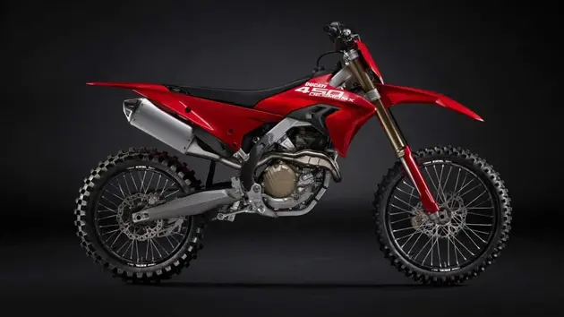Mẫu xe motocross đầu tiên của hãng Ducati 