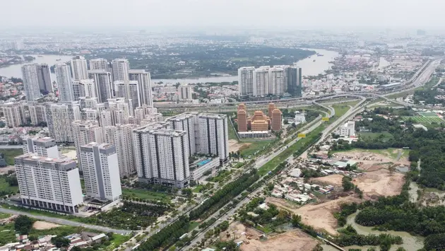 Doanh nghiệp khó tiếp cận, người dân lại ngại vay ngân hàng