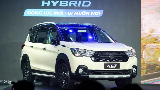 Những mẫu xe hybrid bán chạy nhất tháng 3
