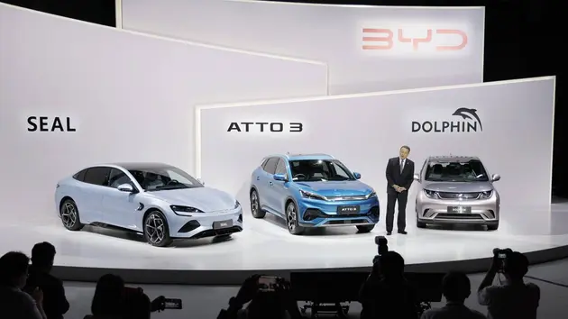 BYD vượt mặt Tesla, dẫn đầu doanh số xe điện thế giới