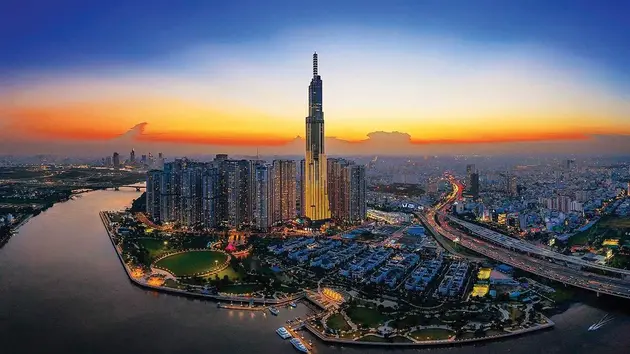 Việt Nam sau 50 năm thống nhất qua lăng kính quốc tế