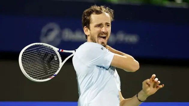 Medvedev vào tứ kết giải Den Bosch - Hà Lan