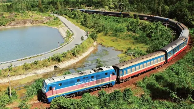 Hành trình đường sắt Bắc-Nam tuyệt vời nhất thế giới 2025 